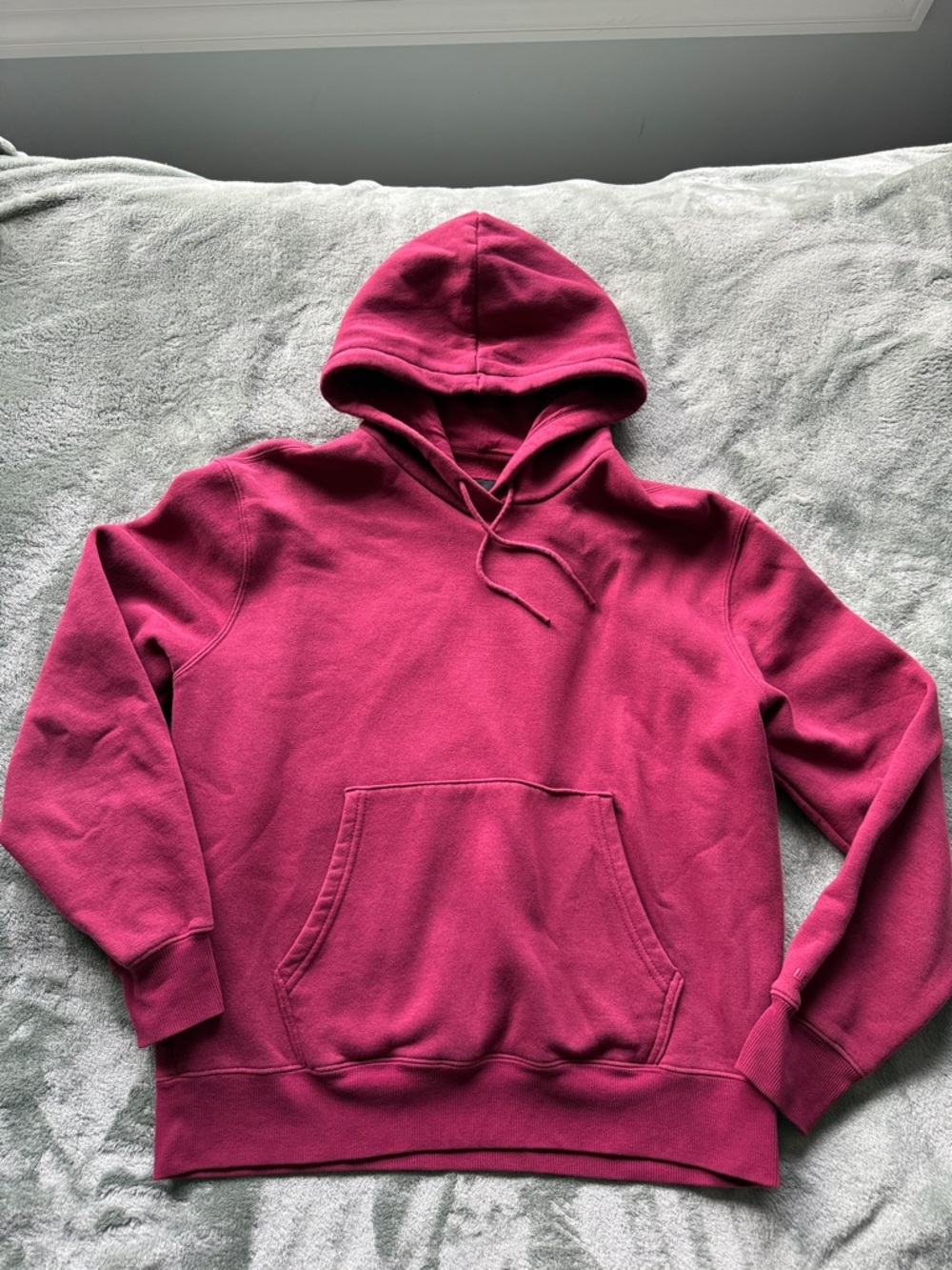 Men's Magenta Hooded Pullover Sweatshirt
